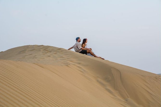 Private Dinner on Dunes with Camel and Jeep Safari